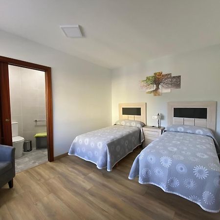 Habitaciones A Casa De Pepe Triacastela Ngoại thất bức ảnh