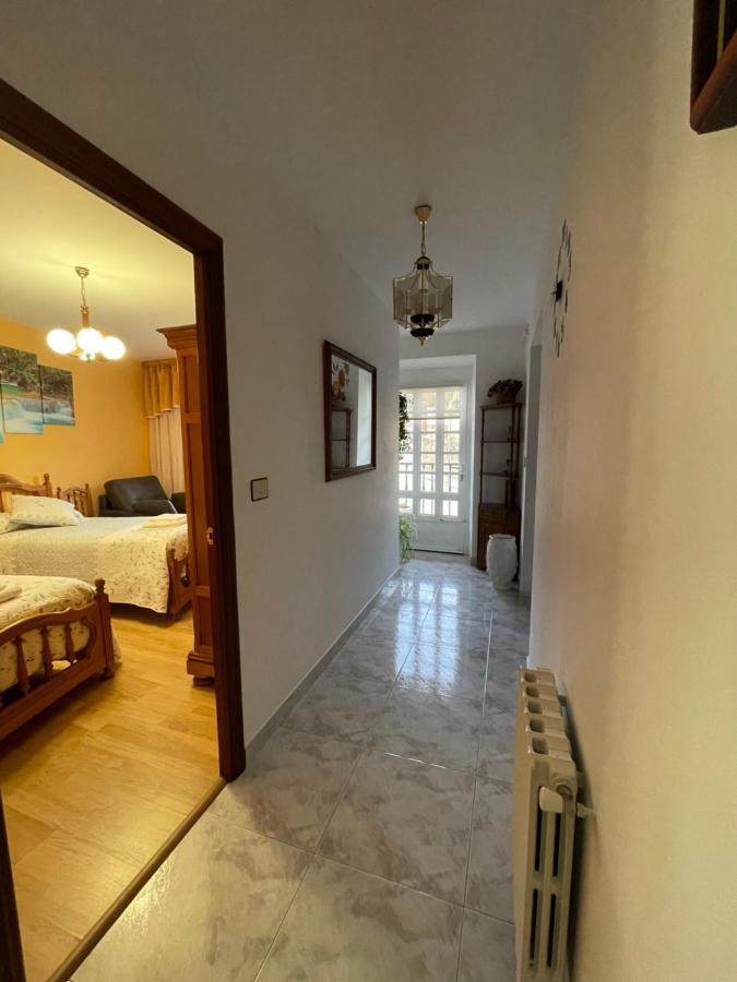Habitaciones A Casa De Pepe Triacastela Ngoại thất bức ảnh